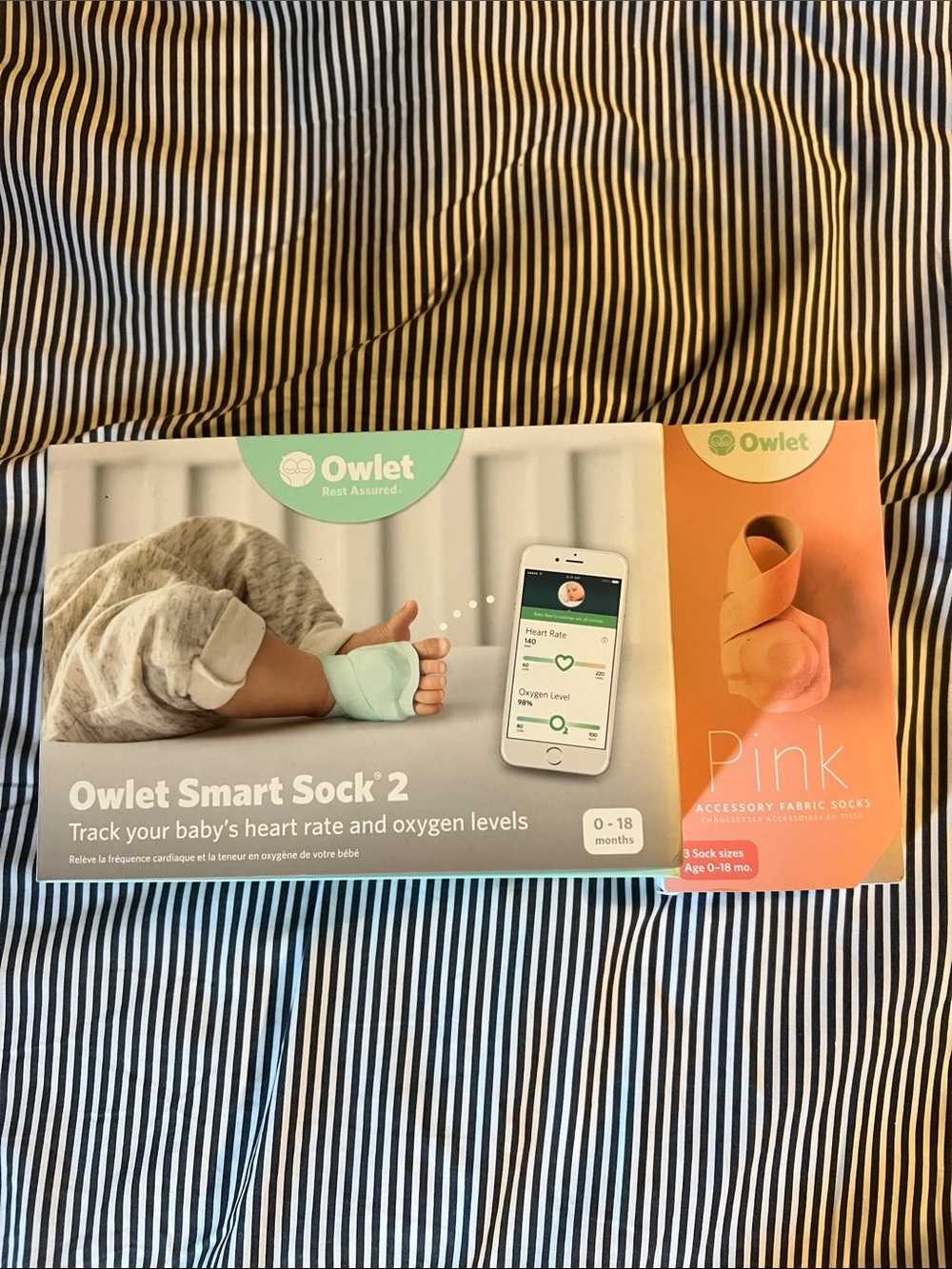 Owlet Smart Sock 2 Baby Monitor - Mint with Pink Accessory Socks